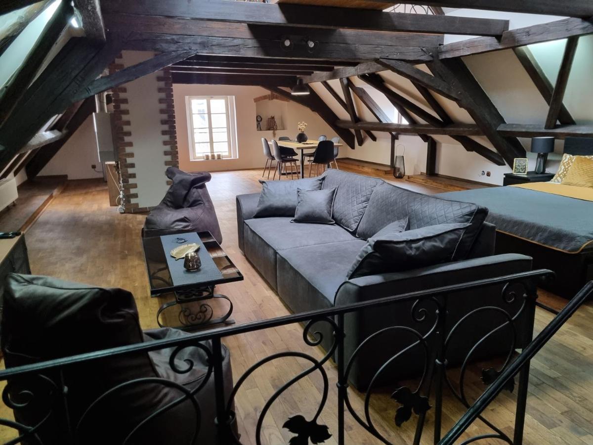 Galerie Vila Lucia 5 -Loft Apartman เปิลเซน ภายนอก รูปภาพ