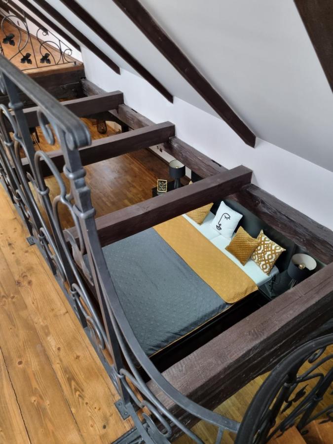 Galerie Vila Lucia 5 -Loft Apartman เปิลเซน ภายนอก รูปภาพ