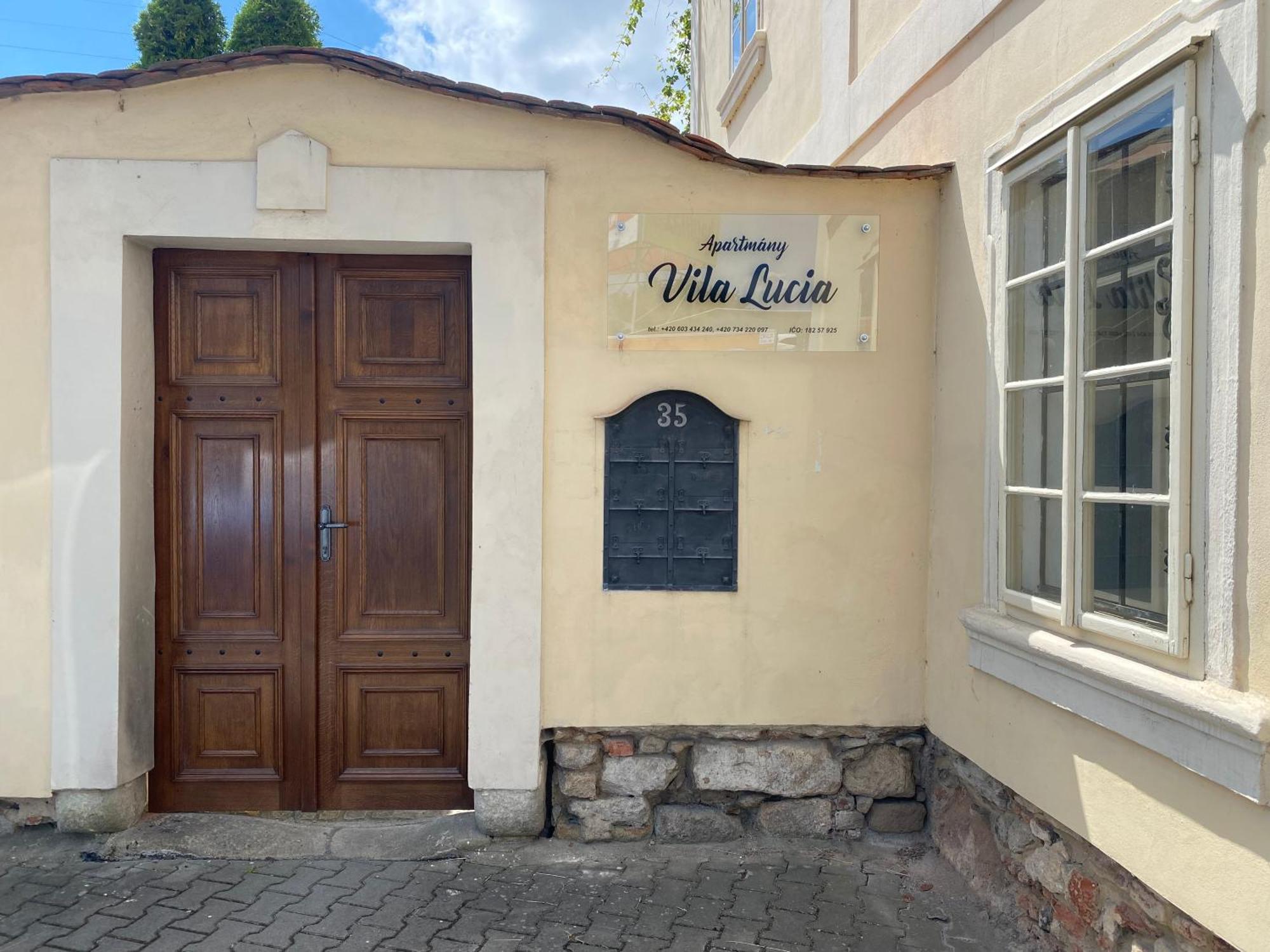 Galerie Vila Lucia 5 -Loft Apartman เปิลเซน ภายนอก รูปภาพ
